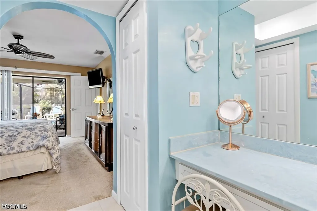 3906 SE 10th Place Cape Coral FL 33904