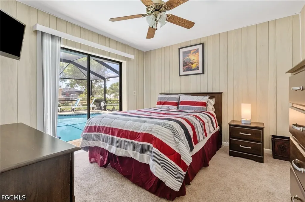3906 SE 10th Place Cape Coral FL 33904