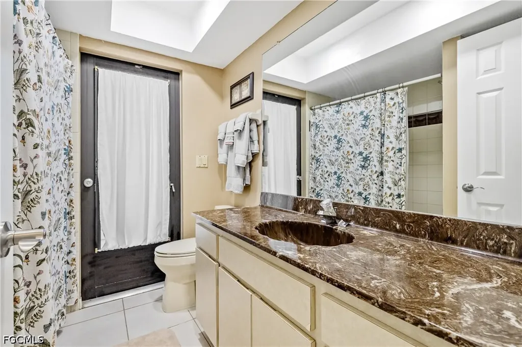3906 SE 10th Place Cape Coral FL 33904