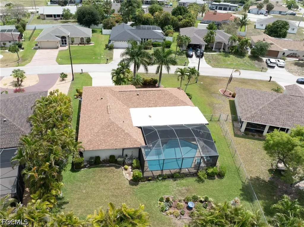 3906 SE 10th Place Cape Coral FL 33904