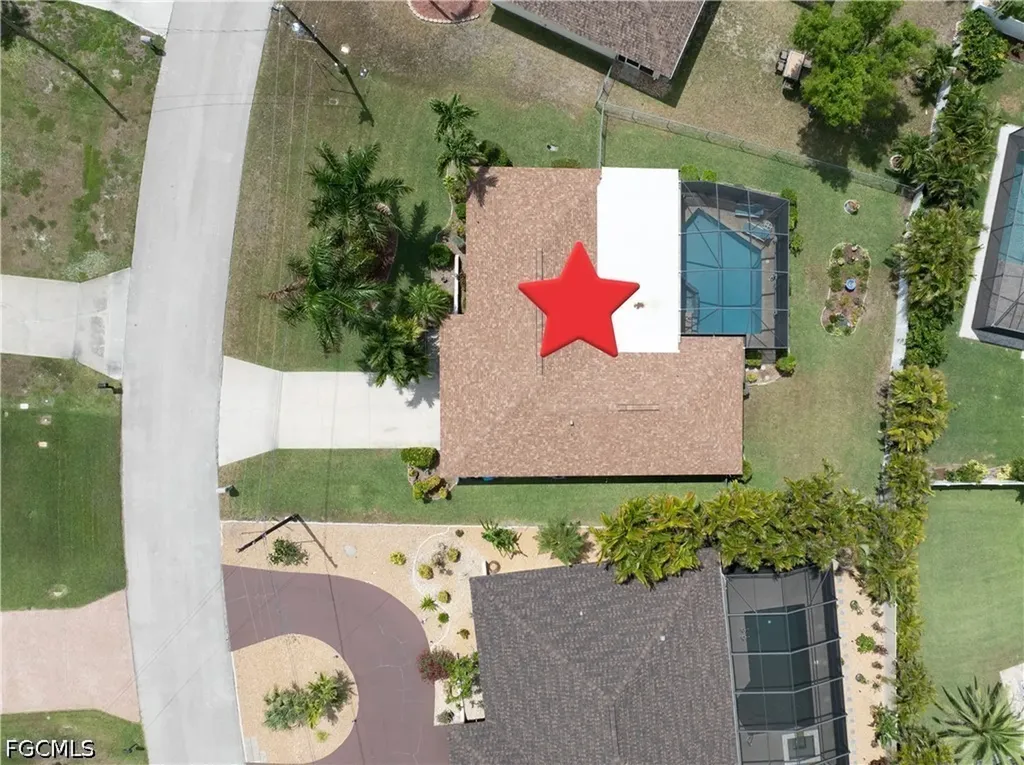 3906 SE 10th Place Cape Coral FL 33904