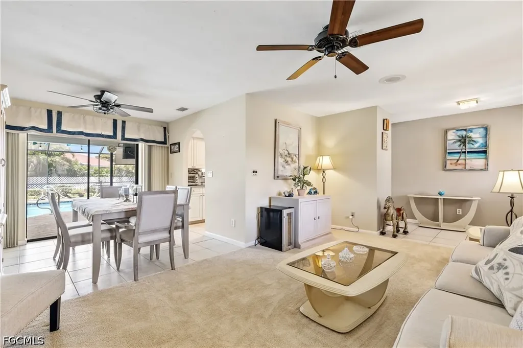 3906 SE 10th Place Cape Coral FL 33904