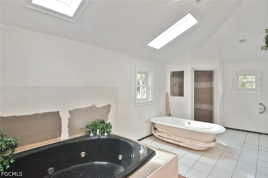 7226 Hendry Creek Drive Fort Myers FL 33908