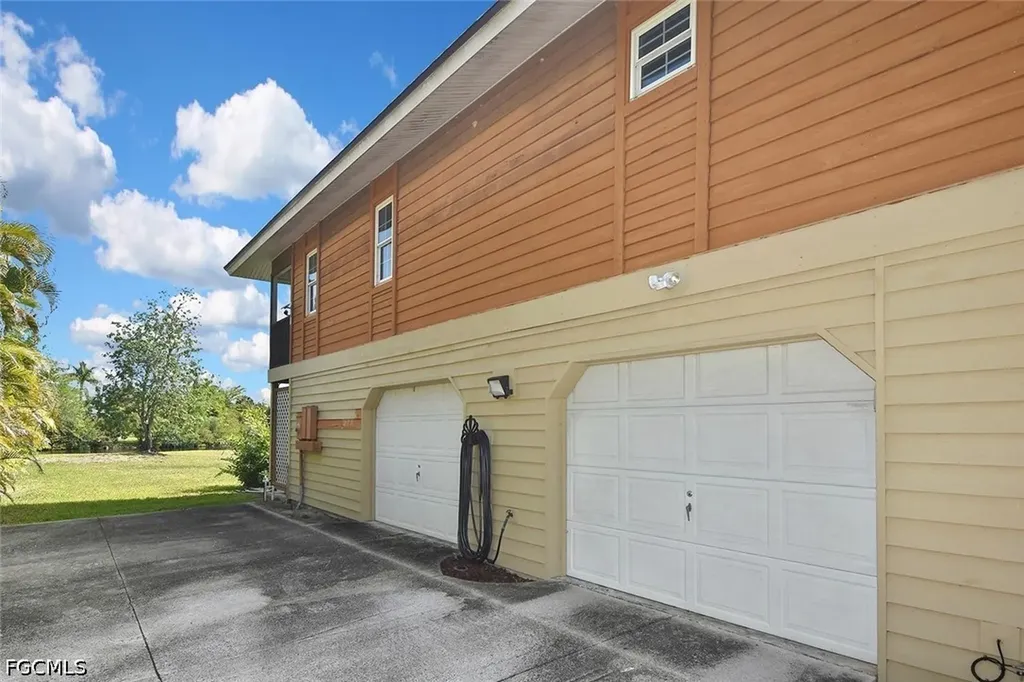 7226 Hendry Creek Drive Fort Myers FL 33908