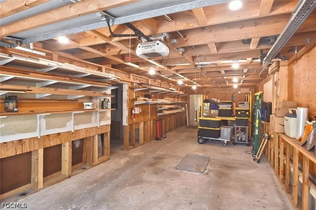 7226 Hendry Creek Drive Fort Myers FL 33908