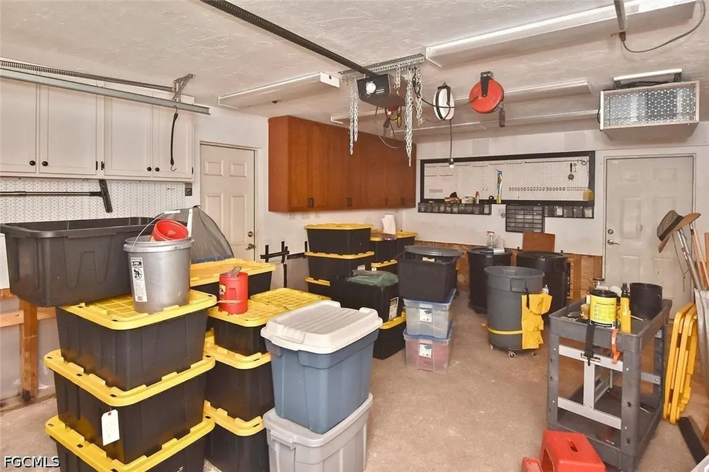 7226 Hendry Creek Drive Fort Myers FL 33908