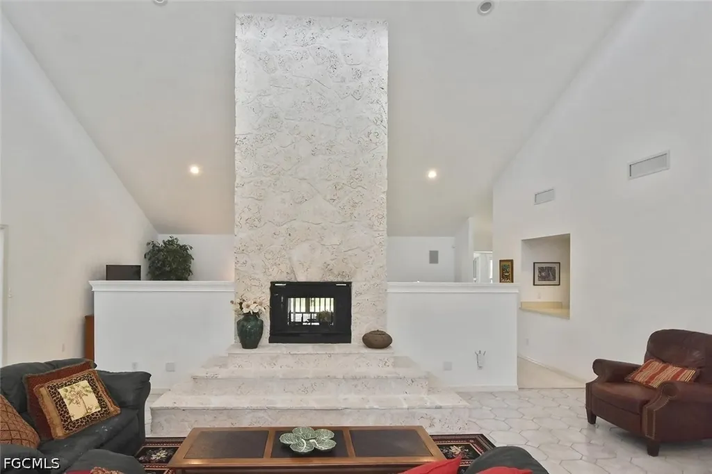 7226 Hendry Creek Drive Fort Myers FL 33908