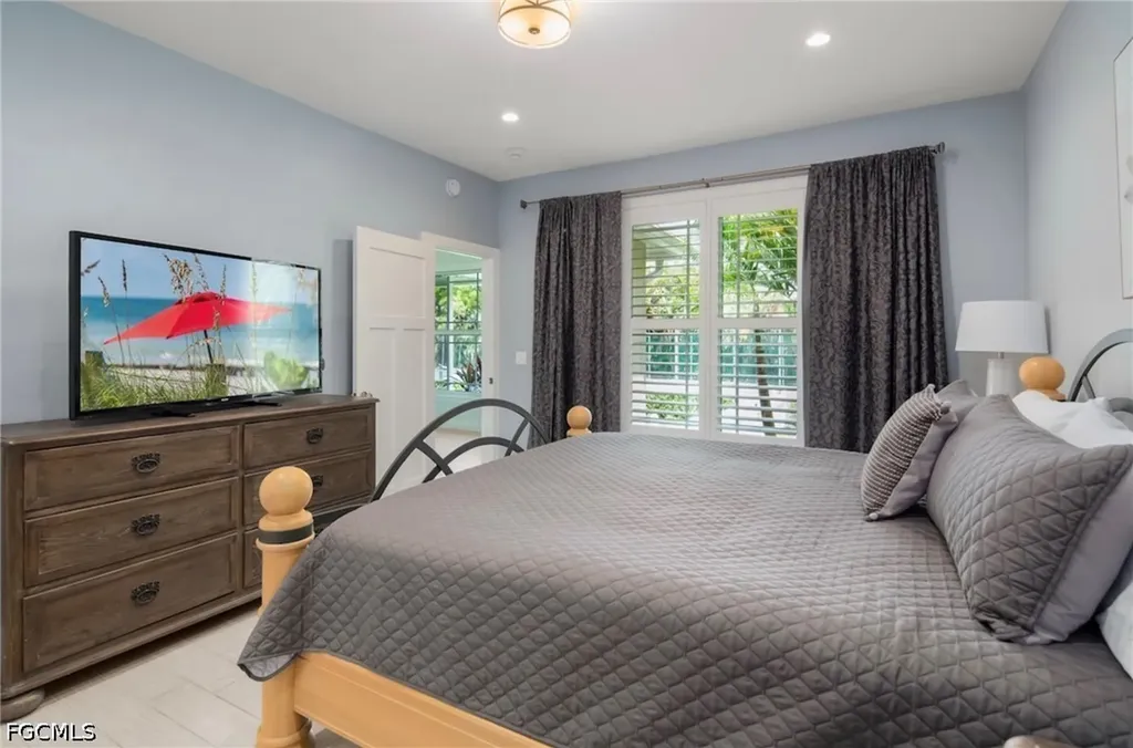 920 E Inlet Drive Marco Island FL 34145