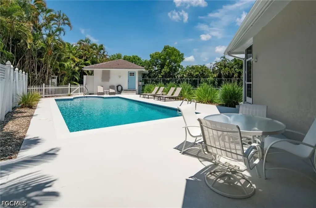 920 E Inlet Drive Marco Island FL 34145