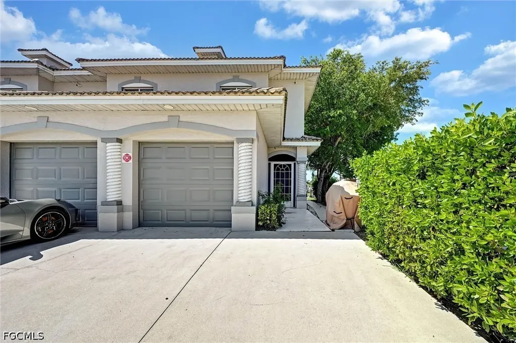 732 Victoria Drive Cape Coral FL 33904