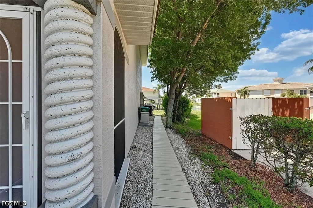 732 Victoria Drive Cape Coral FL 33904