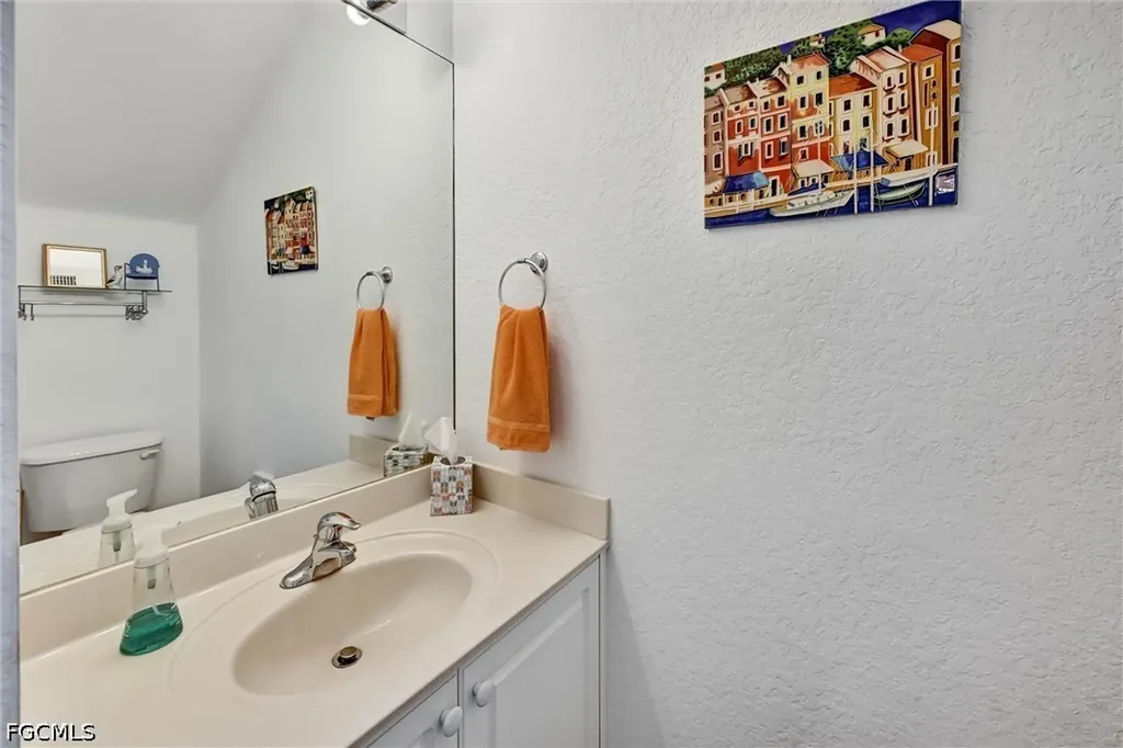 732 Victoria Drive Cape Coral FL 33904
