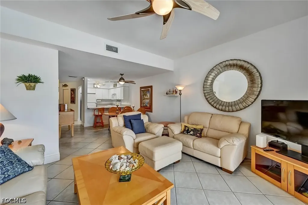 732 Victoria Drive Cape Coral FL 33904