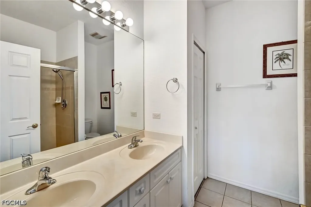 732 Victoria Drive Cape Coral FL 33904