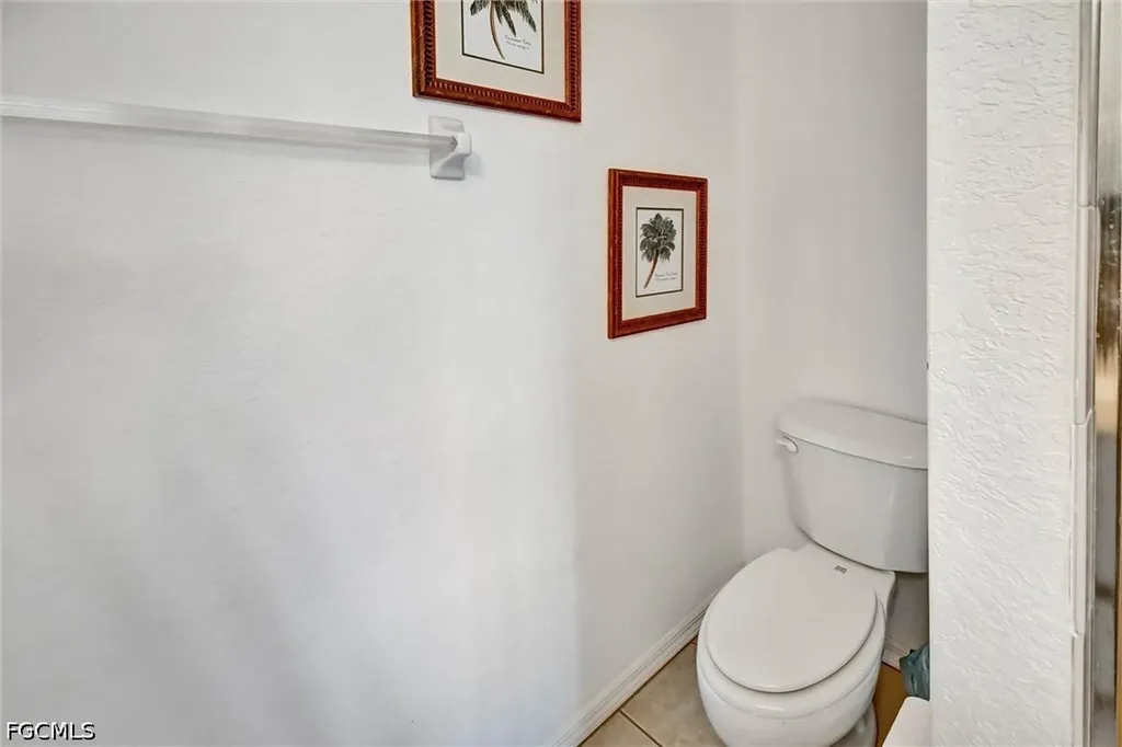 732 Victoria Drive Cape Coral FL 33904