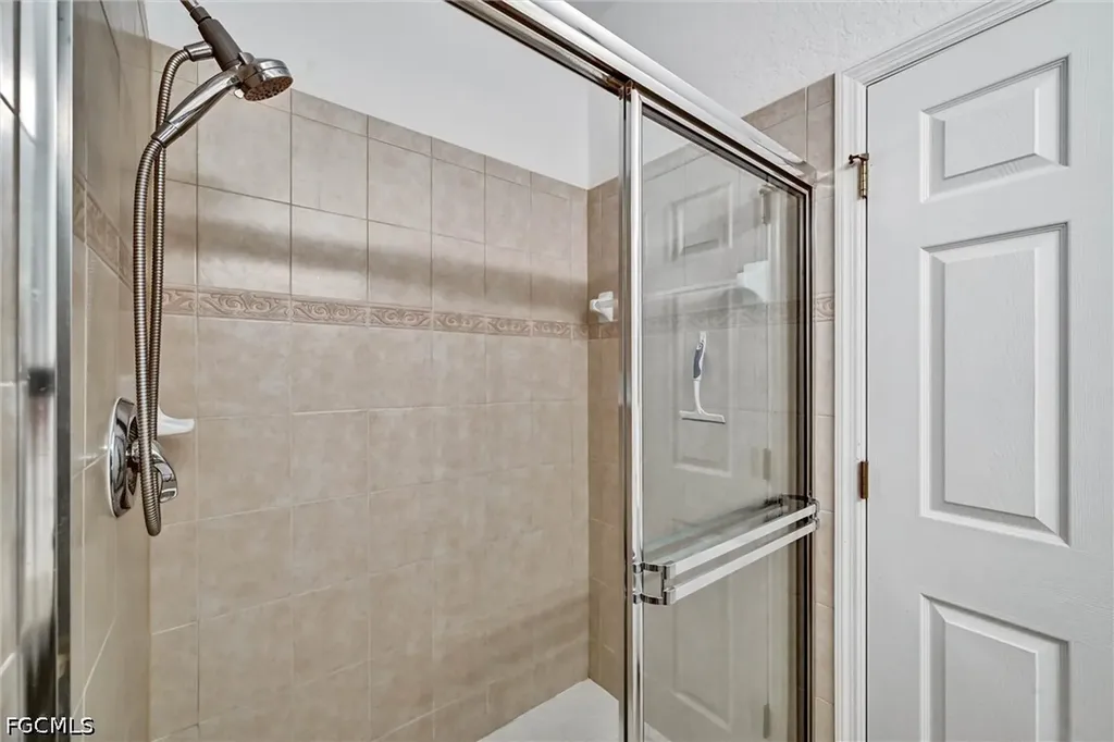 732 Victoria Drive Cape Coral FL 33904
