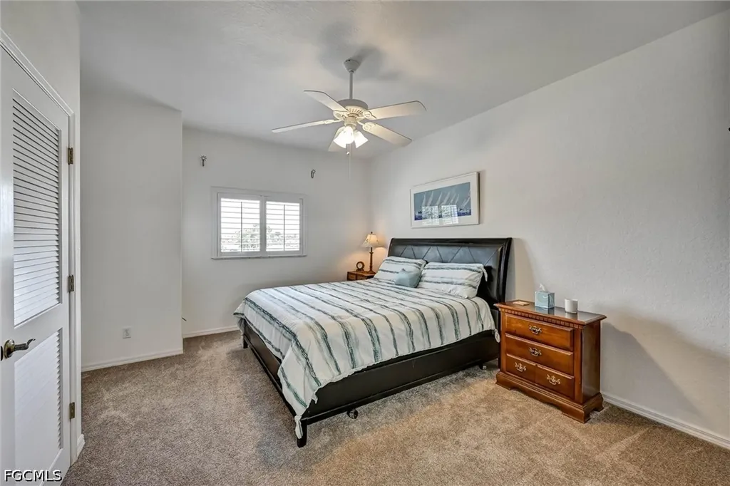 732 Victoria Drive Cape Coral FL 33904