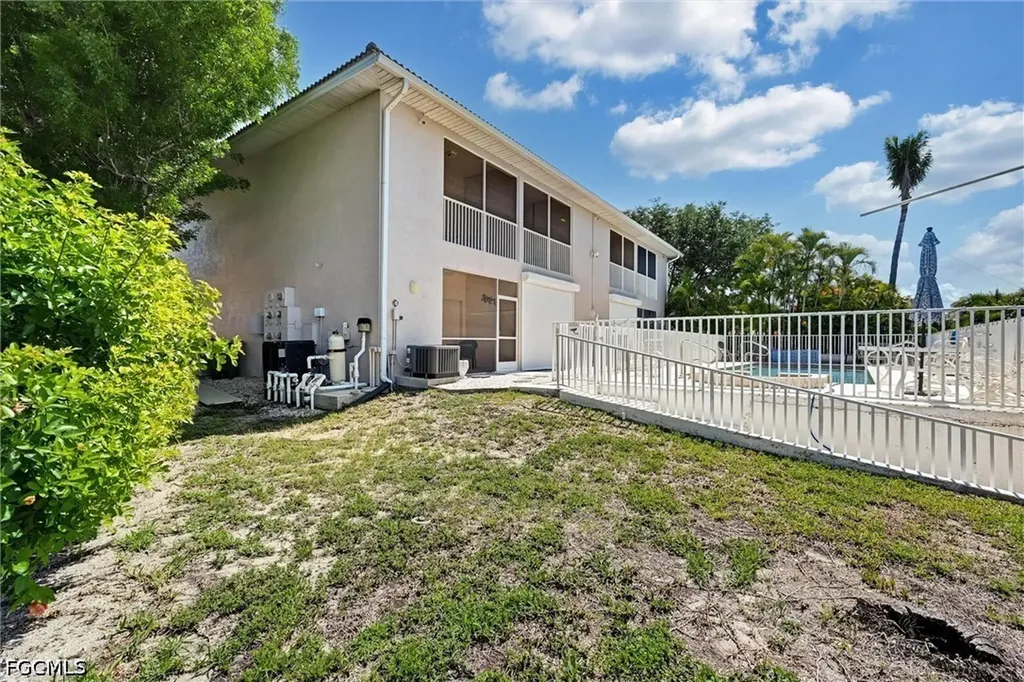732 Victoria Drive Cape Coral FL 33904
