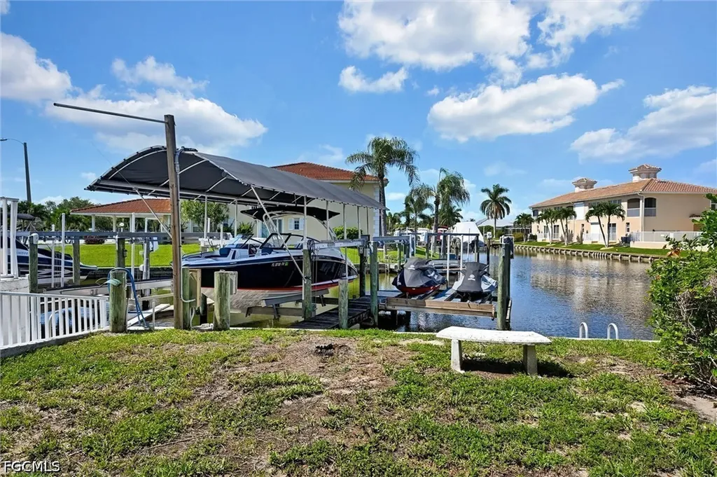 732 Victoria Drive Cape Coral FL 33904