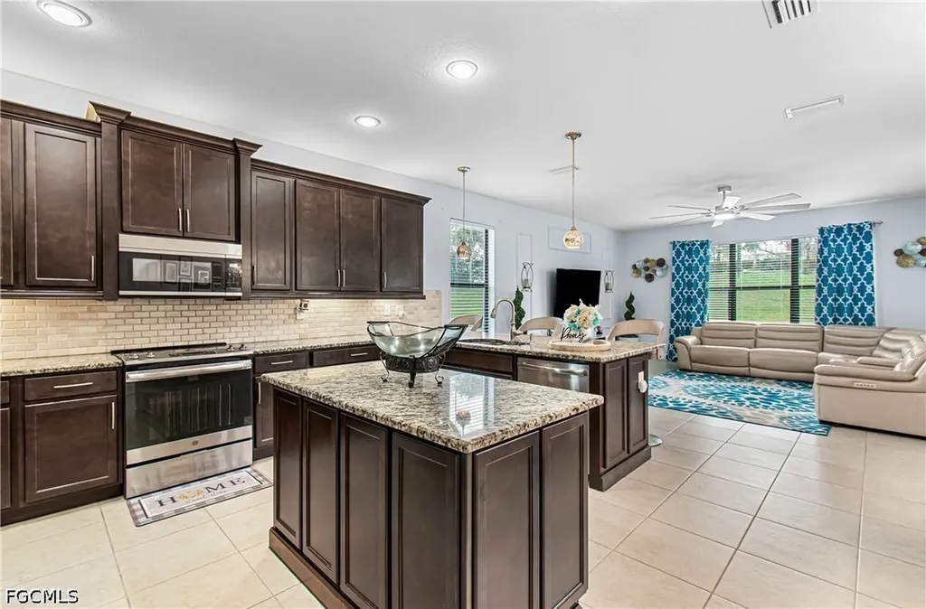 10143 Chesapeake Bay Drive Fort Myers FL 33913