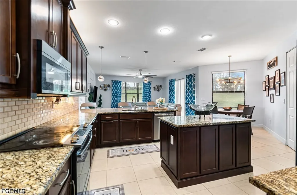 10143 Chesapeake Bay Drive Fort Myers FL 33913