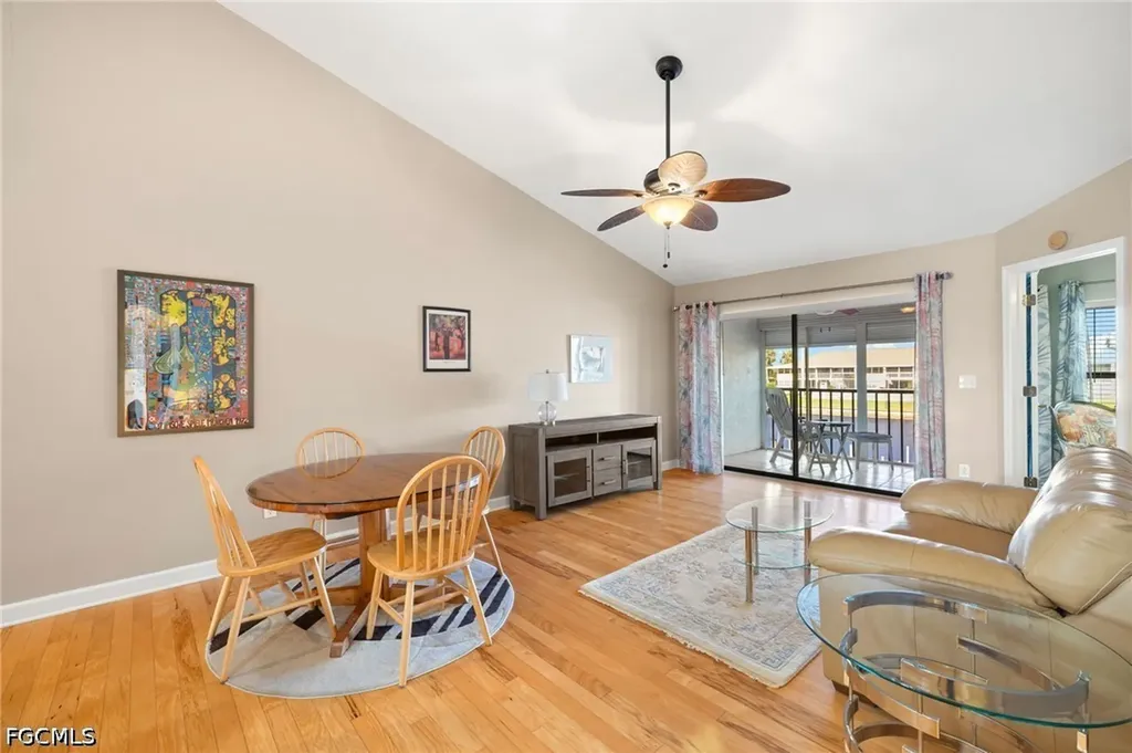 4616 SE 5th Place Cape Coral FL 33904