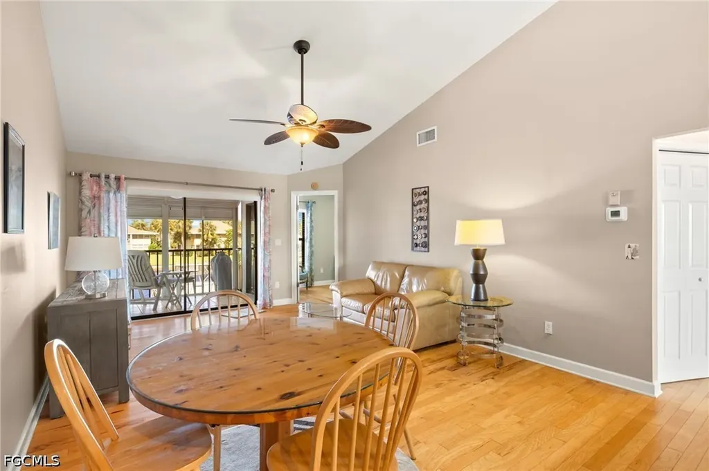 4616 SE 5th Place Cape Coral FL 33904