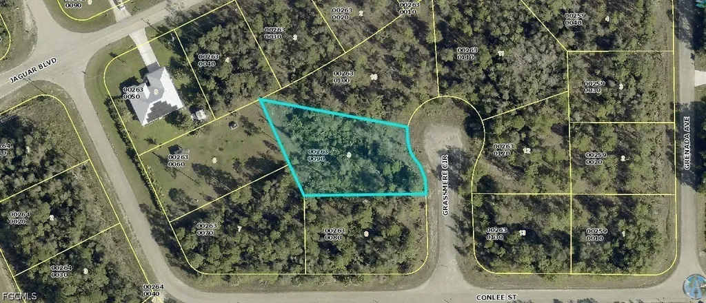 842 Grassmere Circle Lehigh Acres FL 33974