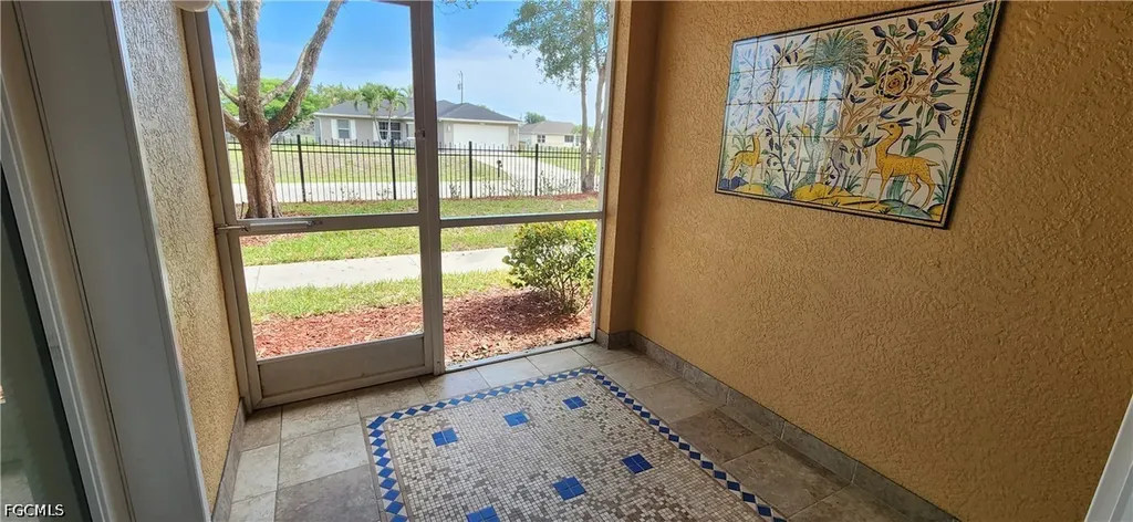 1794 Concordia Lake Circle Cape Coral FL 33909