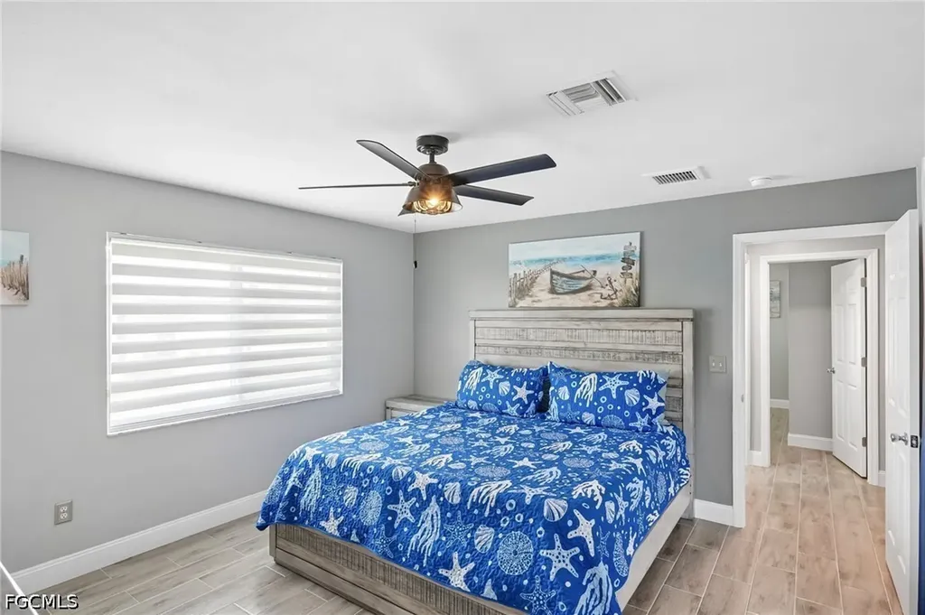 808 SW 14th Place Cape Coral FL 33991