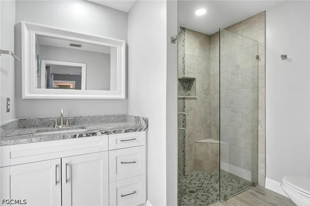 808 SW 14th Place Cape Coral FL 33991
