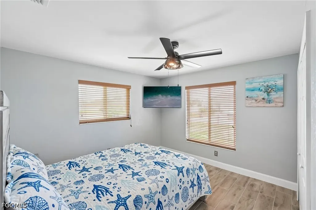 808 SW 14th Place Cape Coral FL 33991