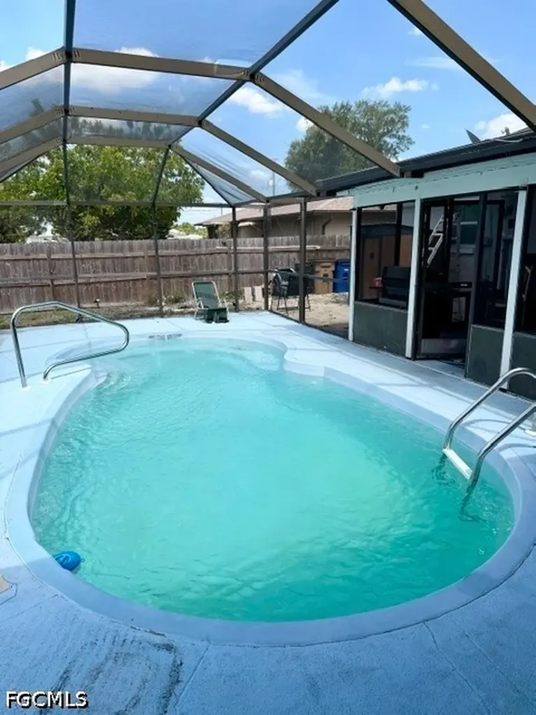 13032 8th Street Fort Myers FL 33905