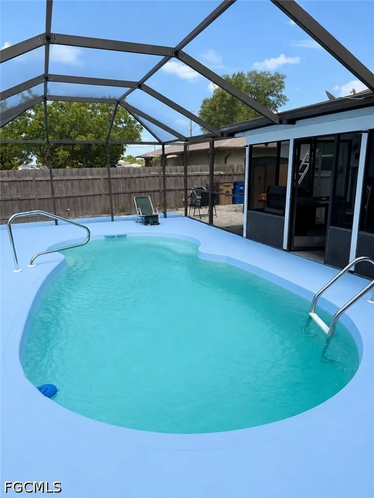 13032 8th Street Fort Myers FL 33905