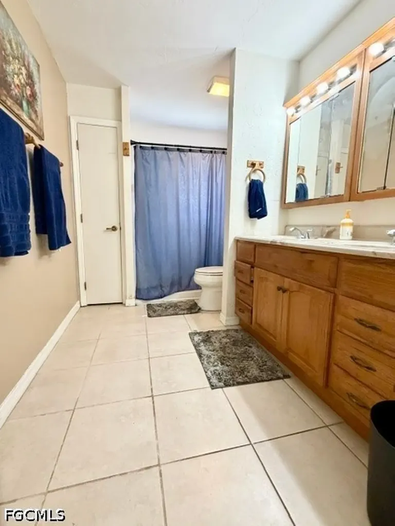 13032 8th Street Fort Myers FL 33905