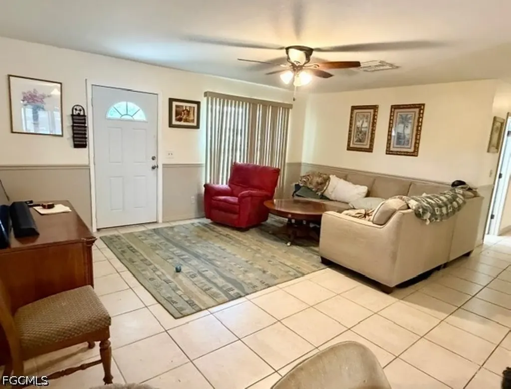 13032 8th Street Fort Myers FL 33905