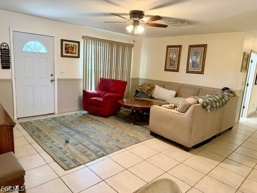 13032 8th Street Fort Myers FL 33905
