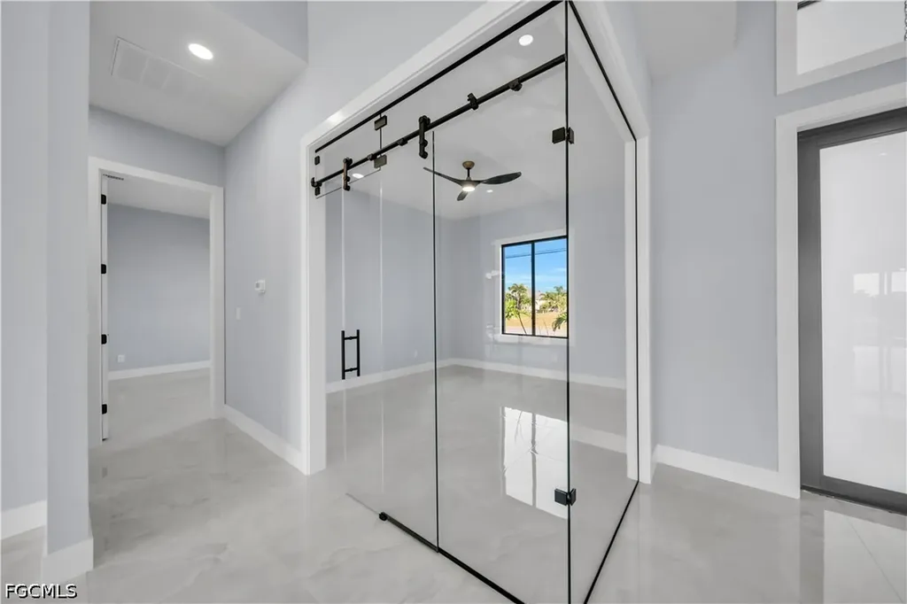 10 SW 35th Avenue Cape Coral FL 33991
