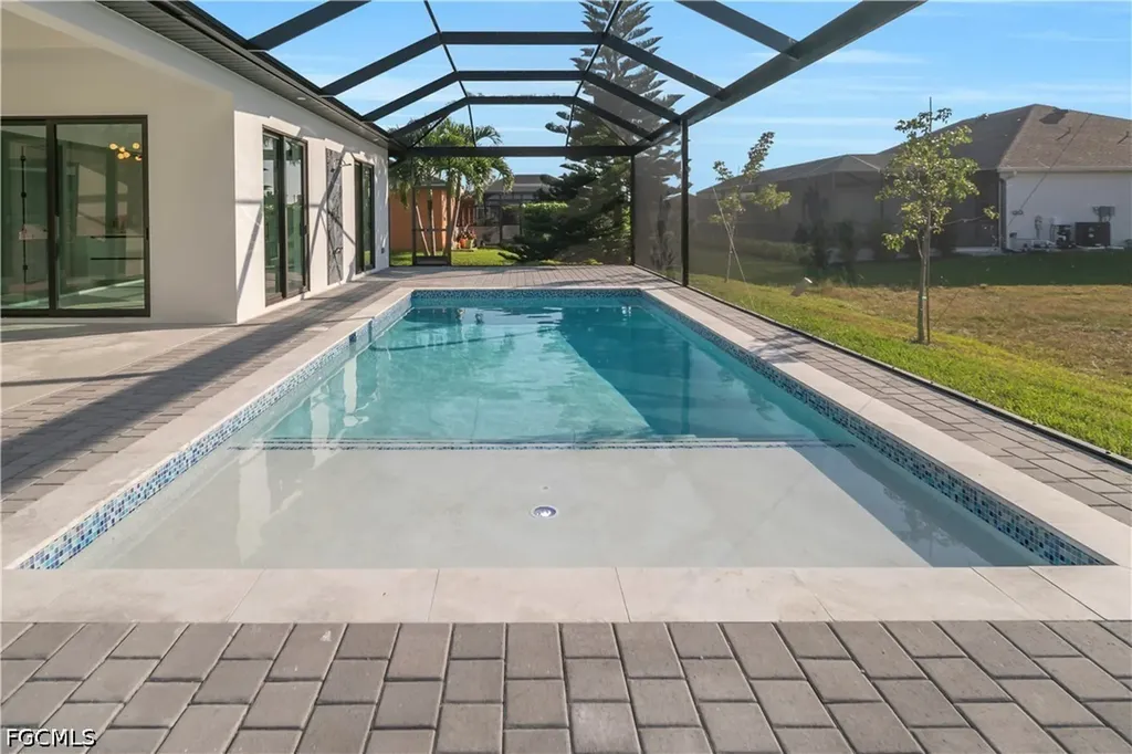 10 SW 35th Avenue Cape Coral FL 33991