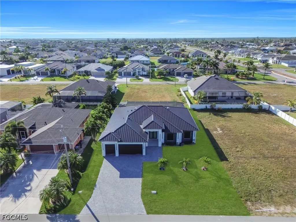 10 SW 35th Avenue Cape Coral FL 33991