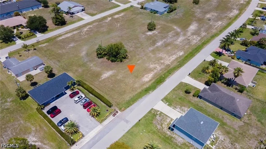 625 & 621 SW 4th Street Cape Coral FL 33991