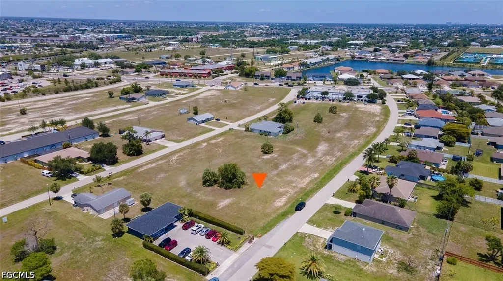 625 & 621 SW 4th Street Cape Coral FL 33991