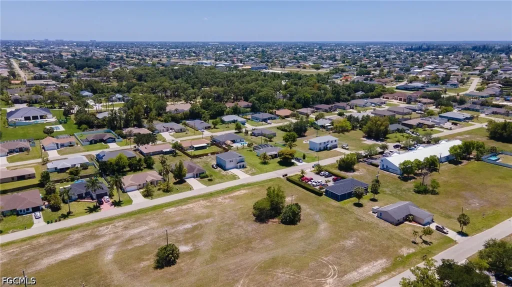 625 & 621 SW 4th Street Cape Coral FL 33991