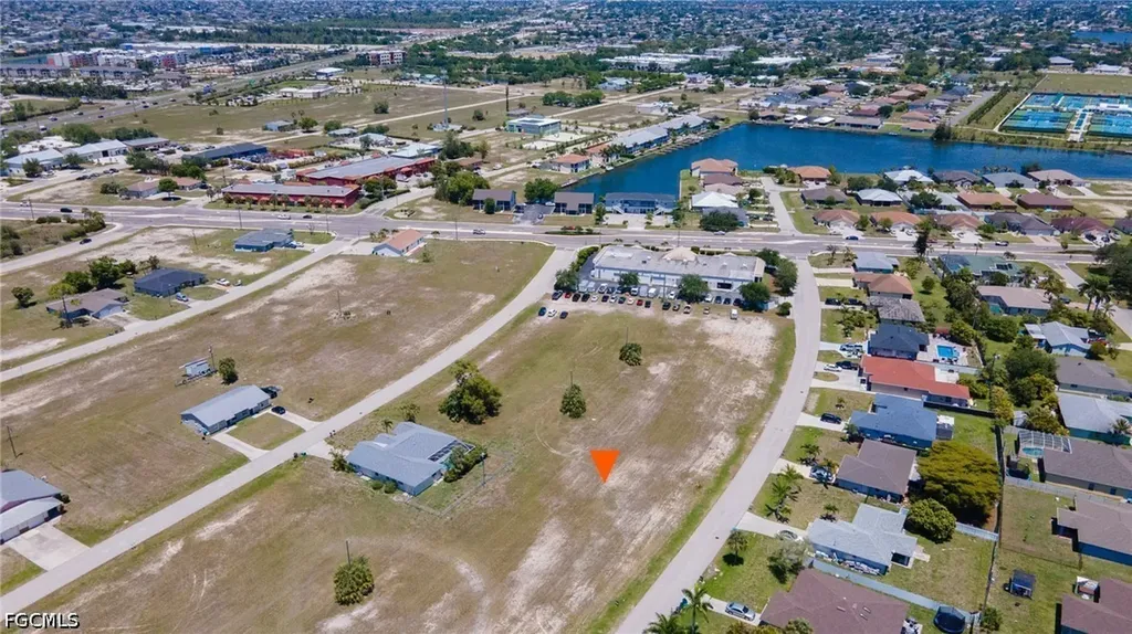 607 SW 4th Street Cape Coral FL 33991