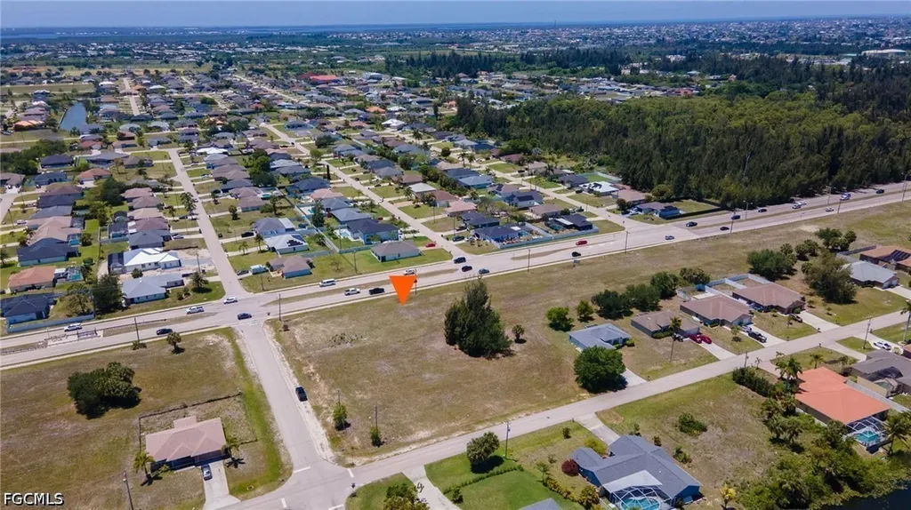 1221 Chiquita Boulevard S Cape Coral FL 33991