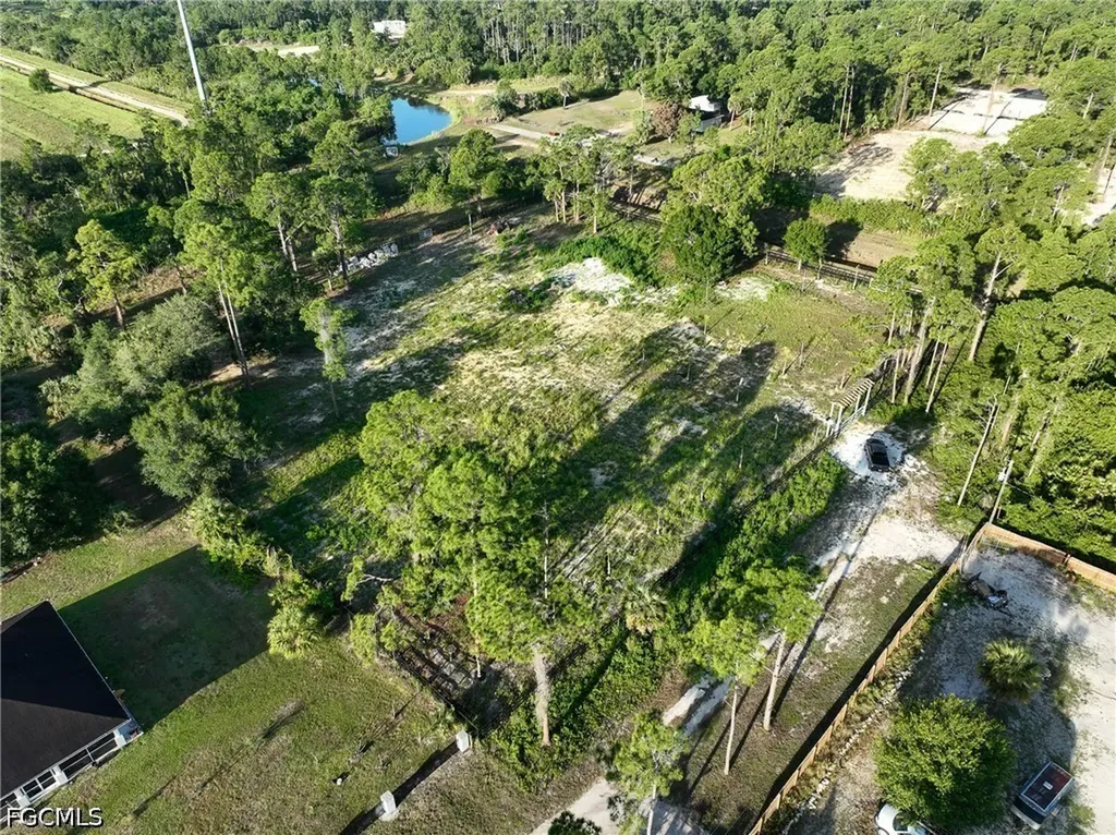 7969 Canal Terrace Labelle FL 33935