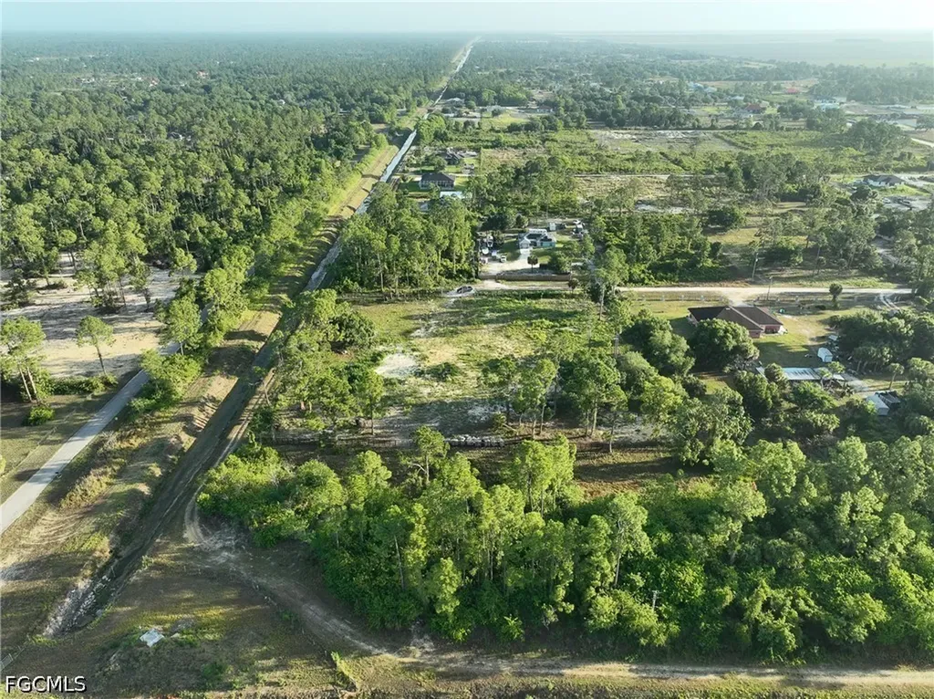 7969 Canal Terrace Labelle FL 33935