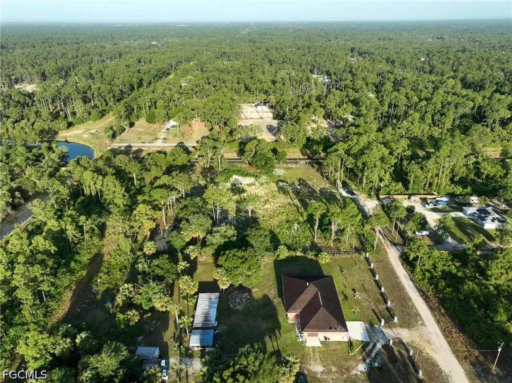 7969 Canal Terrace Labelle FL 33935
