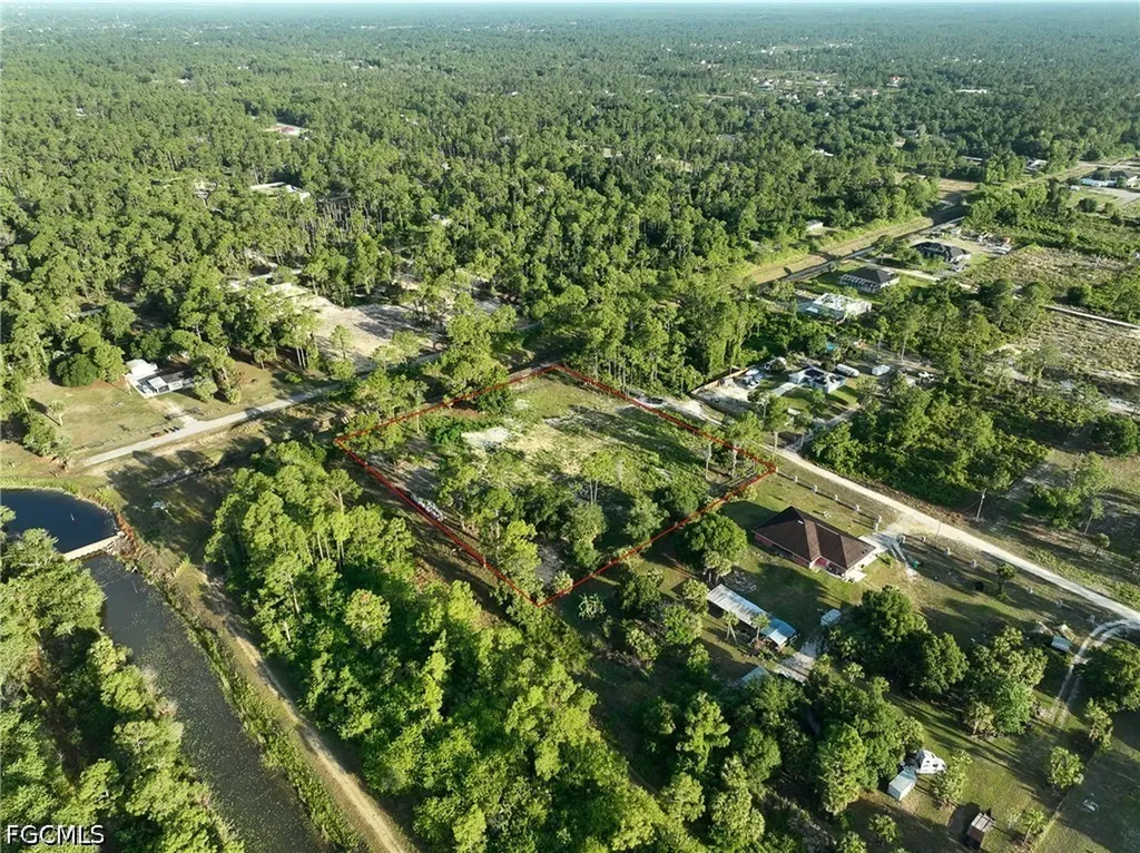 7969 Canal Terrace Labelle FL 33935