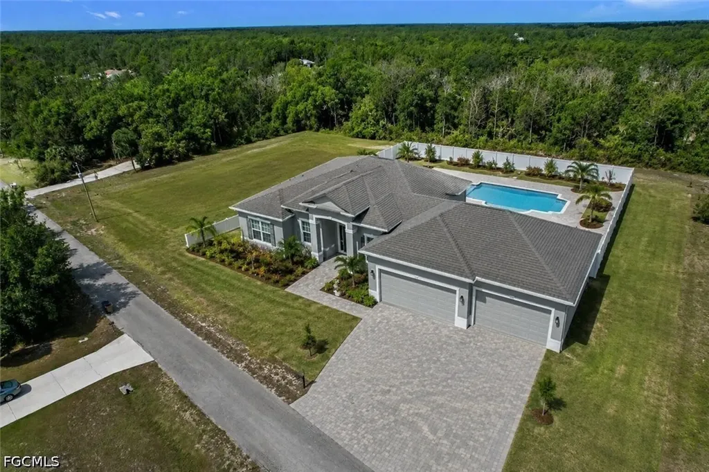 311 Scott Avenue Lehigh Acres FL 33936